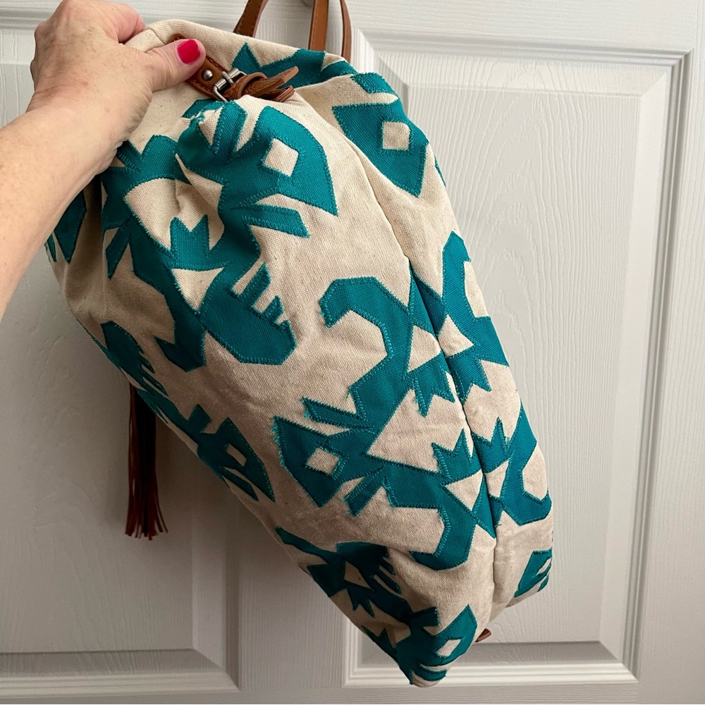 LUCKY BRAND SOUTHWEST INSPIRED COVINA CANVAS TOTE TURQUOISE AND CREAM LIKE NEW - Picture 9 of 16